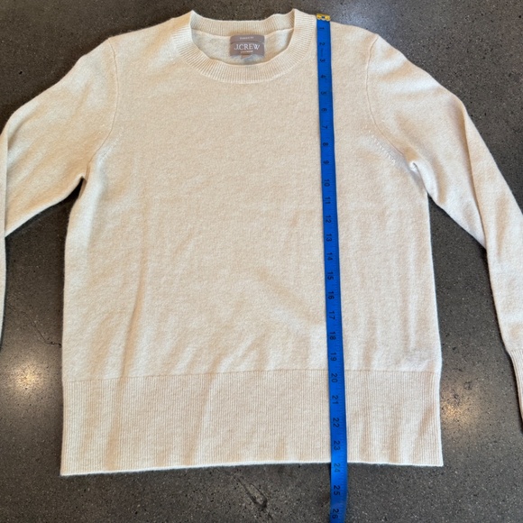 J. Crew Cashmere Relaxed Crewneck Sweater - Snow - Women's Small - Picture 2 of 5